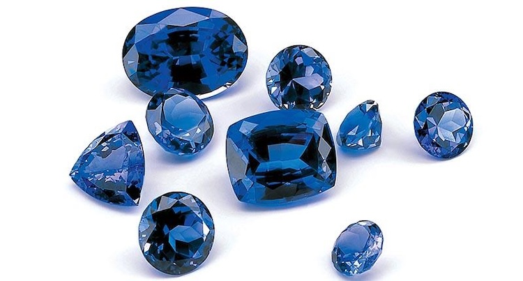 Tanzanite vs Sapphire – What’s the Difference and Price in UK?